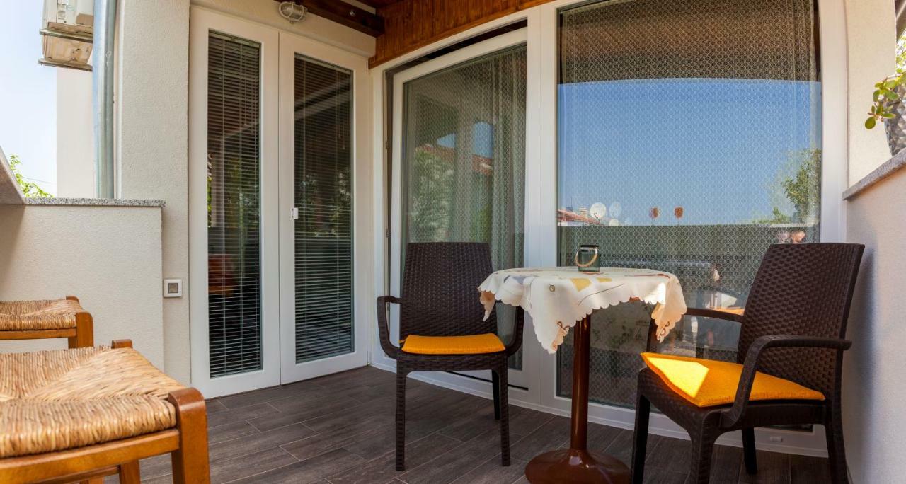 Apartment Hasanec By El-Pi Tours Njivice Εξωτερικό φωτογραφία